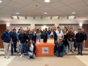 Read more about the article Volunteer Event with Hunger Response Team of Sterling